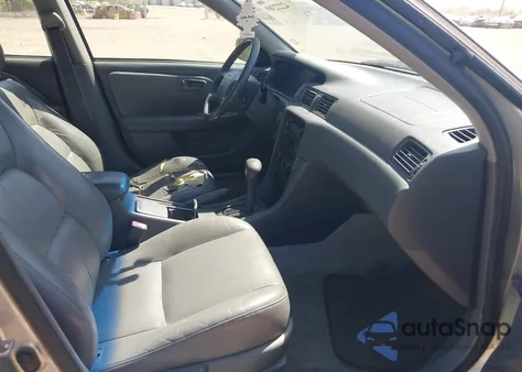 2000 Toyota Camry Le z USA, uszkodzony, nr VIN JT2BG22K3Y0531311